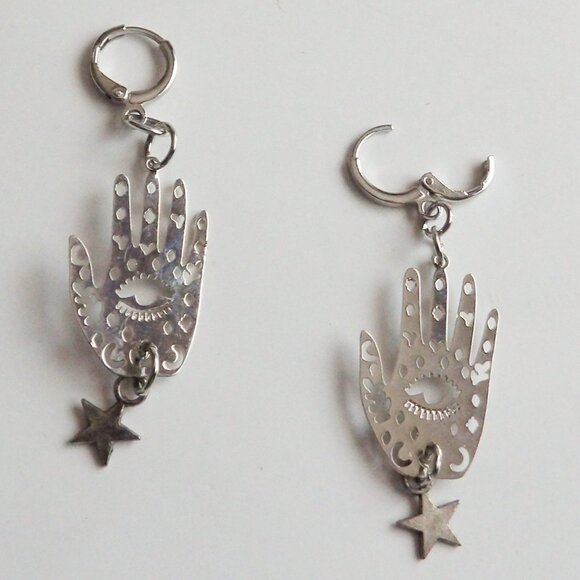 Hand of Fate Evil Eye Protection Dangle Earrings Silver Tone Hamsa Style NEW - Picture 3 of 7